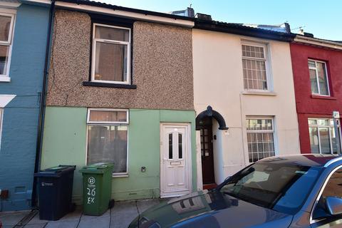 5 bedroom terraced house to rent, Exmouth Road, Southsea PO5