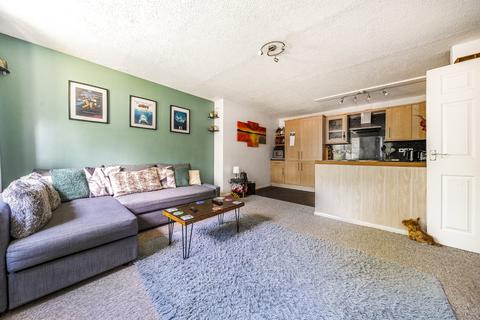 2 bedroom flat for sale, Cranbury Terrace, Hampshire SO14