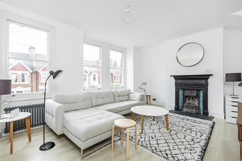 3 bedroom maisonette to rent, Penwortham Road, London, SW16