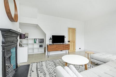 3 bedroom maisonette to rent, Penwortham Road, London, SW16