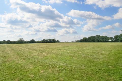 Land for sale, 4.1 acres of strategic land near, Slip End, Bedfordshire / Hertfordshire LU1