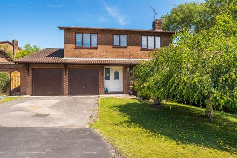 4 bedroom detached house for sale, Deeping Gate, Hampshire PO7