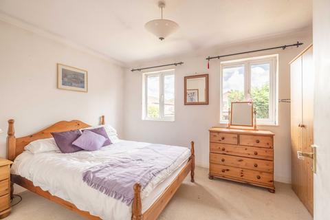 50 Thorn Drive, George Green, Slough, SL3 6SA