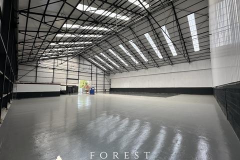 Industrial unit to rent, Unit C1A Thurrock Commercial Centre, Kerry Avenue, Purfleet, RM15 4YA