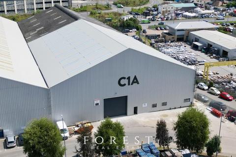 Industrial unit to rent, Unit C1A Thurrock Commercial Centre, Kerry Avenue, Purfleet, RM15 4YA