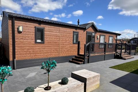 2 bedroom lodge for sale, Plot 25, Broadway Road WR11