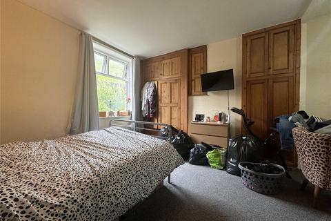 3 bedroom terraced house to rent, Cornholme Terrace, Todmorden OL14