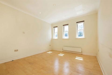 1 bedroom flat for sale, Queens Road, Twickenham, Greater London, TW1 4EZ