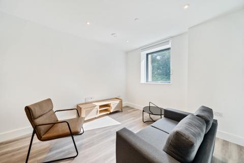 2 bedroom flat to rent, Juniper Crescent London SE10