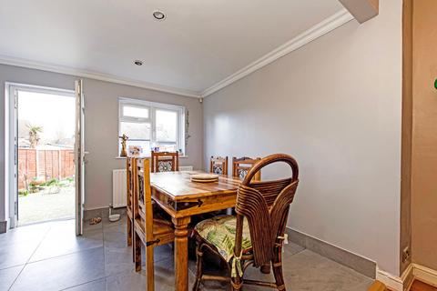 6 bedroom end of terrace house for sale, Barnfield Avenue, Kingston Upon Thames, KT2