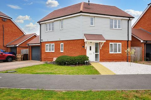 3 bedroom detached house for sale, Sendles Field, Otham, ME15