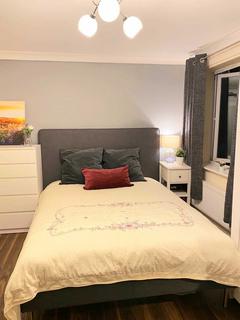 6 bedroom house share to rent, Ovett Gardens, Gateshead NE8