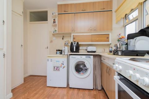 2 bedroom ground floor flat for sale, Glebe Way, Whitstable, CT5