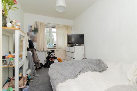 2 bedroom ground floor flat for sale, Glebe Way, Whitstable, CT5