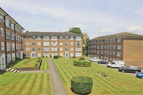 2 bedroom flat for sale, Withdean Rise, Brighton BN1