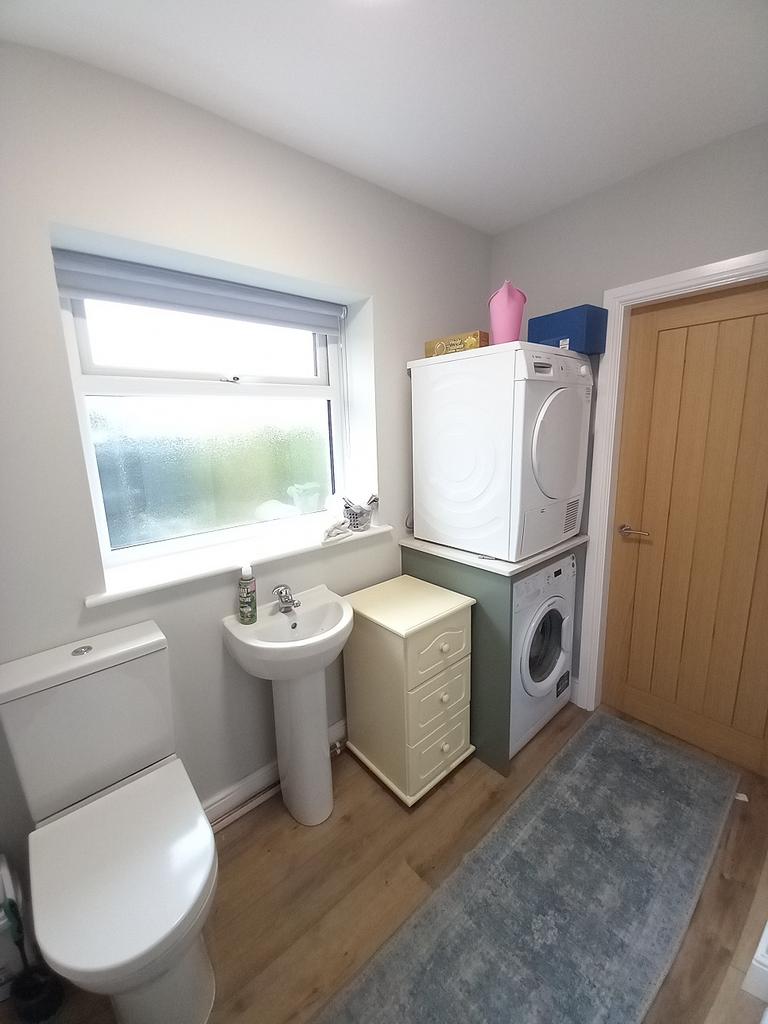 Utility/fitted cloakroom