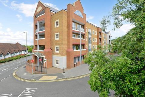 2 bedroom flat for sale, Flambard Way, Surrey GU7