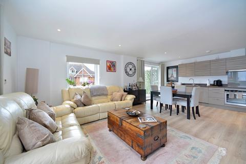 2 bedroom flat for sale, Flambard Way, Surrey GU7