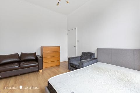 2 bedroom flat to rent, Flat 4, 178 Evering Road London