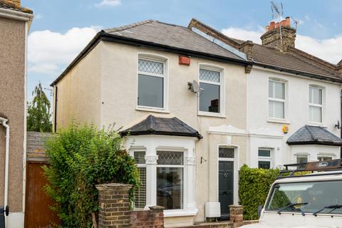 141 Killearn Road, London, SE6 1BS