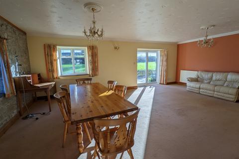 4 bedroom house to rent, Pencader, Carmarthenshire,