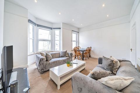 3 bedroom apartment for sale, Sandmere Road, London, SW4