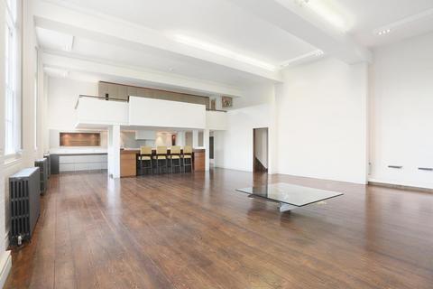 4 bedroom flat for sale, Amies Street, The Village, Battersea, London, SW11