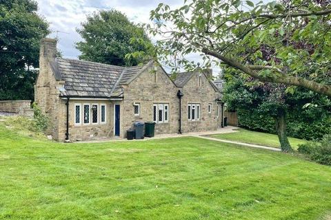 1 bedroom bungalow to rent, Ashwell Road, Manningham, Bradford, West Yorkshire, UK, BD8