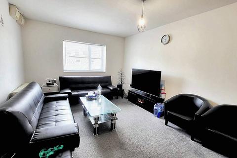 2 bedroom flat to rent, Close House DL14