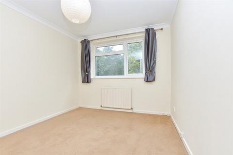 2 bedroom flat for sale, Oxford Road, Redhill, Surrey