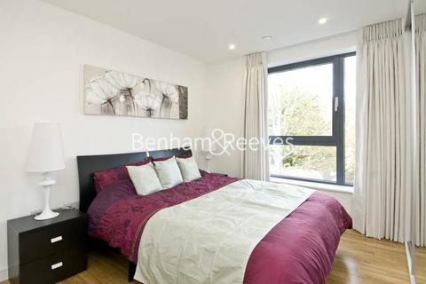 2 bedroom apartment to rent, Chartfield Avenue, Putney SW15