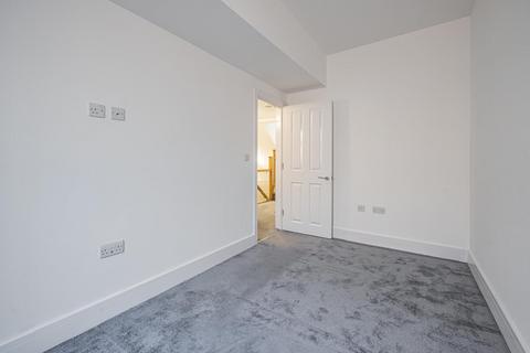 2 bedroom flat for sale, Richmond Road, Kingston upon Thames