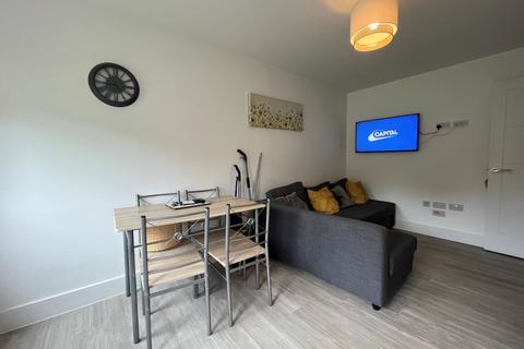 1 bedroom flat to rent, Manor Gardens New Ash Green DA3