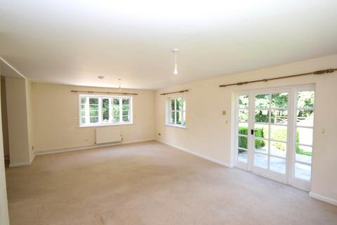 3 bedroom house to rent, Watlington Road, Shirburn