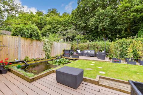 4 bedroom semi-detached house for sale, Rowhedge, Brentwood, Essex