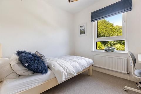 Fernbank, 14 Coronation Road, Salcombe, TQ8 8EA