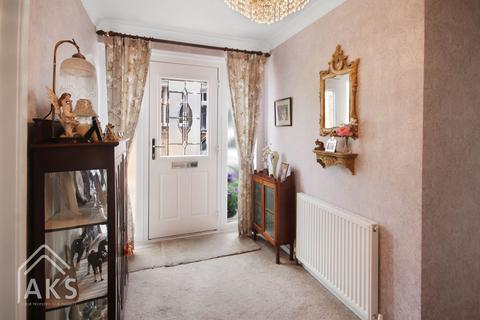 74 The Bancroft, Etwall, Derby, DE65 6NF