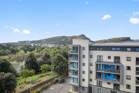 Flat 18, 8 Hawkhill Close, Edinburgh, EH7 6FE