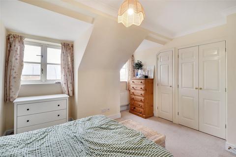 3 bedroom townhouse for sale, London Road, Westerham, Kent, TN16