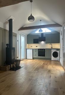 1 bedroom cottage to rent, Squirrels Nook, Bacons Chase, Bradwell on Sea, Essex