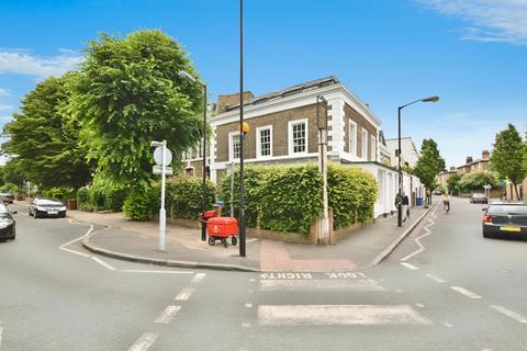 1 bedroom flat to rent, Lyndhurst Way Peckham SE15