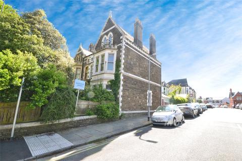 5 bedroom terraced house for sale