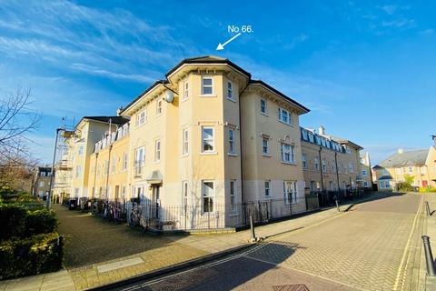 3 bedroom flat to rent, St Matthews Gardens, Cambridge,