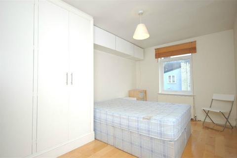 2 bedroom flat to rent, Greyhound Road, Kensal Rise, London, NW10