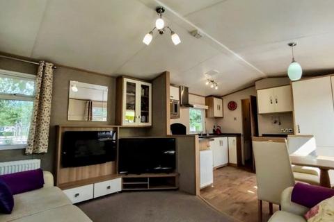 Park - 2 bedroom static caravan for sale