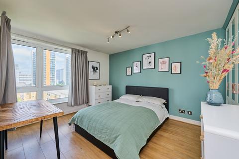1 bedroom flat for sale, Bartholomew Court, 10 Newport Avenue, London