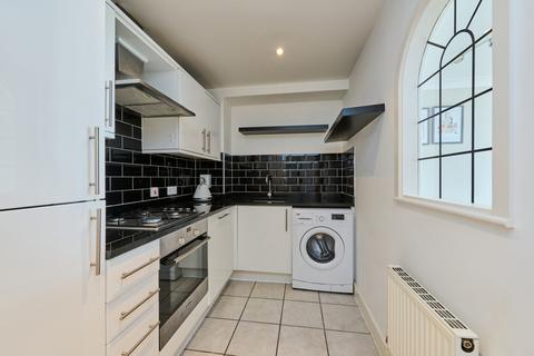 1 bedroom flat for sale, Bartholomew Court, 10 Newport Avenue, London