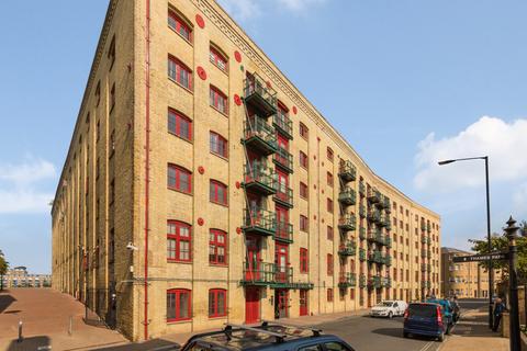 1 bedroom flat for sale, Globe Wharf, 205 Rotherhithe Street, London