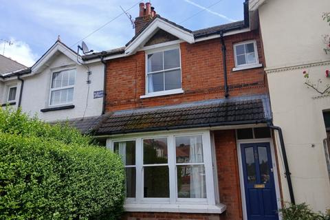 2 bedroom terraced house to rent, Albury Road, Merstham