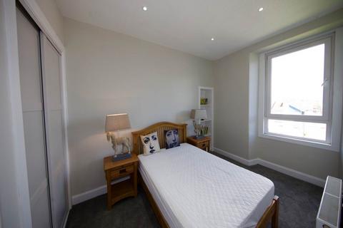 2 bedroom flat to rent, Hilltown, , Dundee